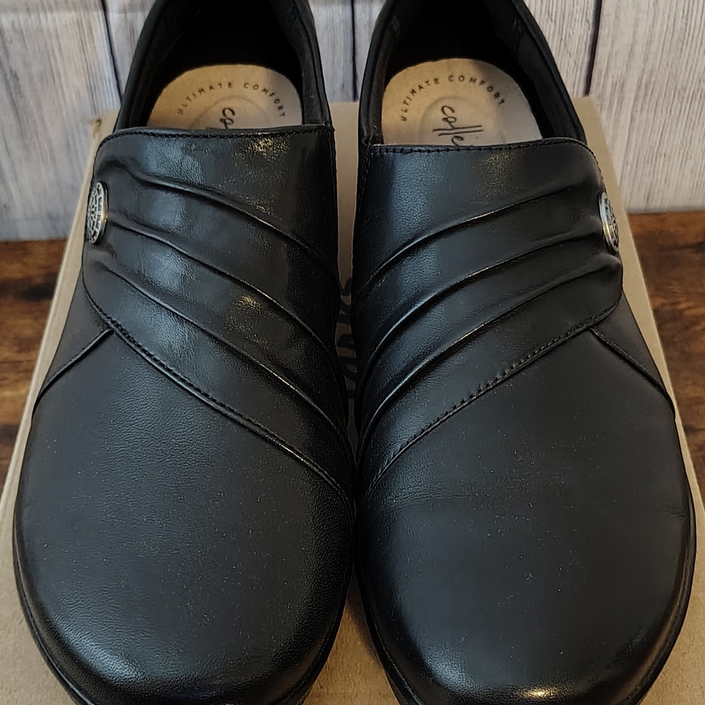Clarks Shoes Size 8 Women's Black
